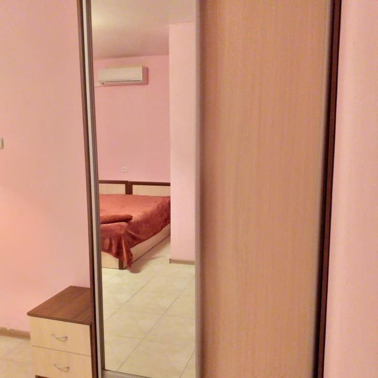 Solnechny Bereg Guest House Гудаута Екстер'єр фото
