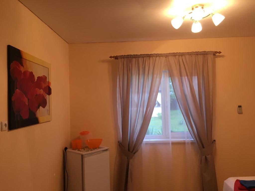 Solnechny Bereg Guest House Гудаута Екстер'єр фото